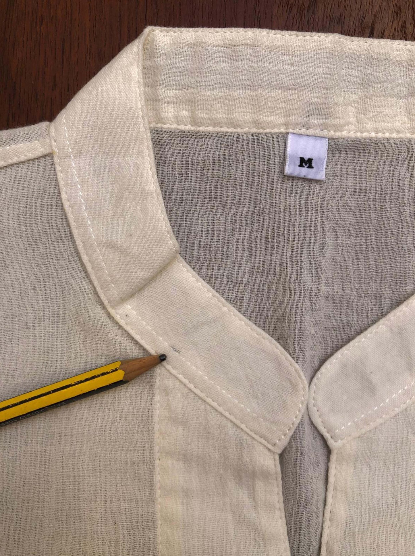 Camisa Kurta de algodón natural con botones de coco - Segunda Vida