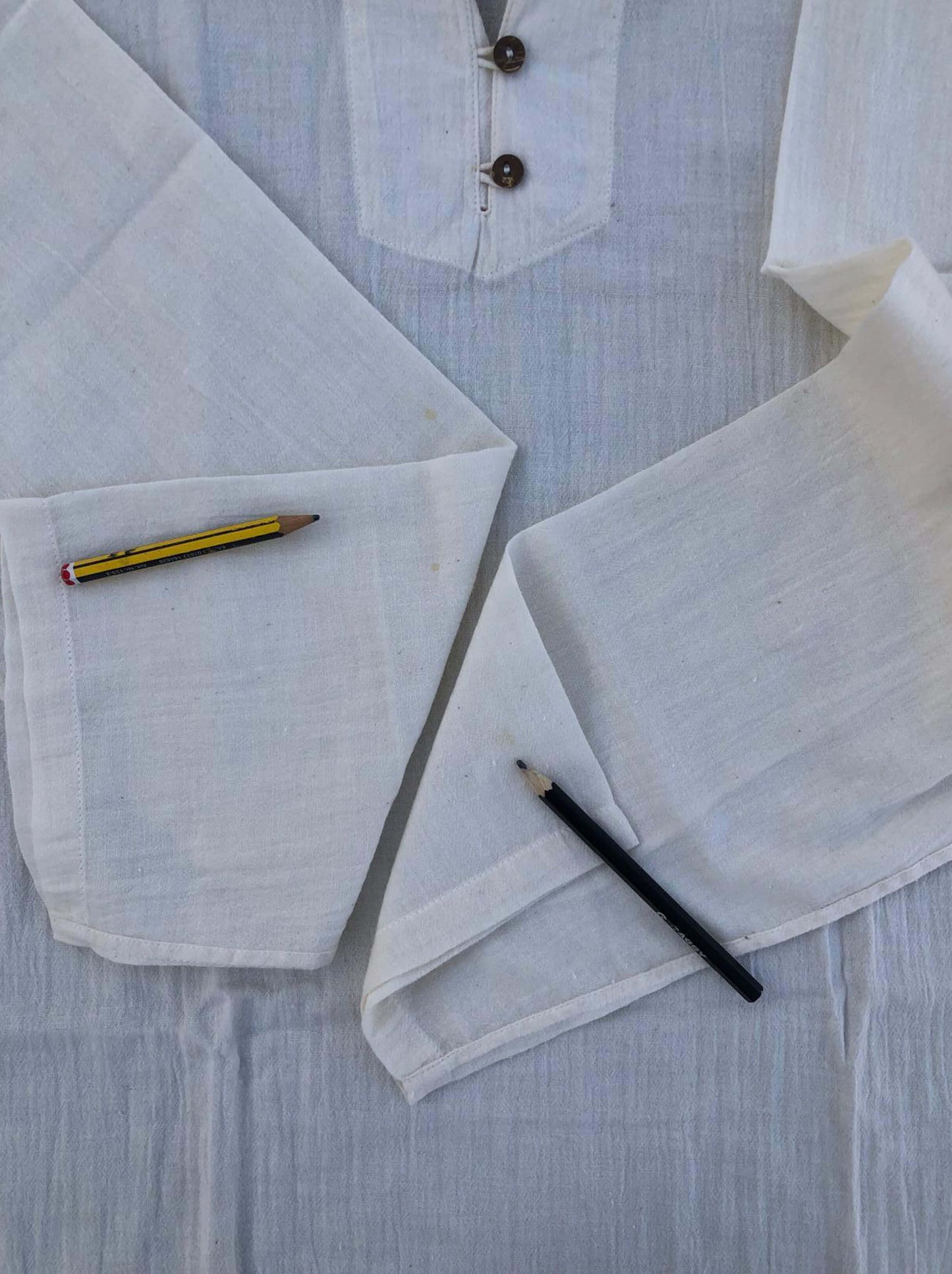 Camisa Kurta de algodón natural con botones de coco - Segunda Vida
