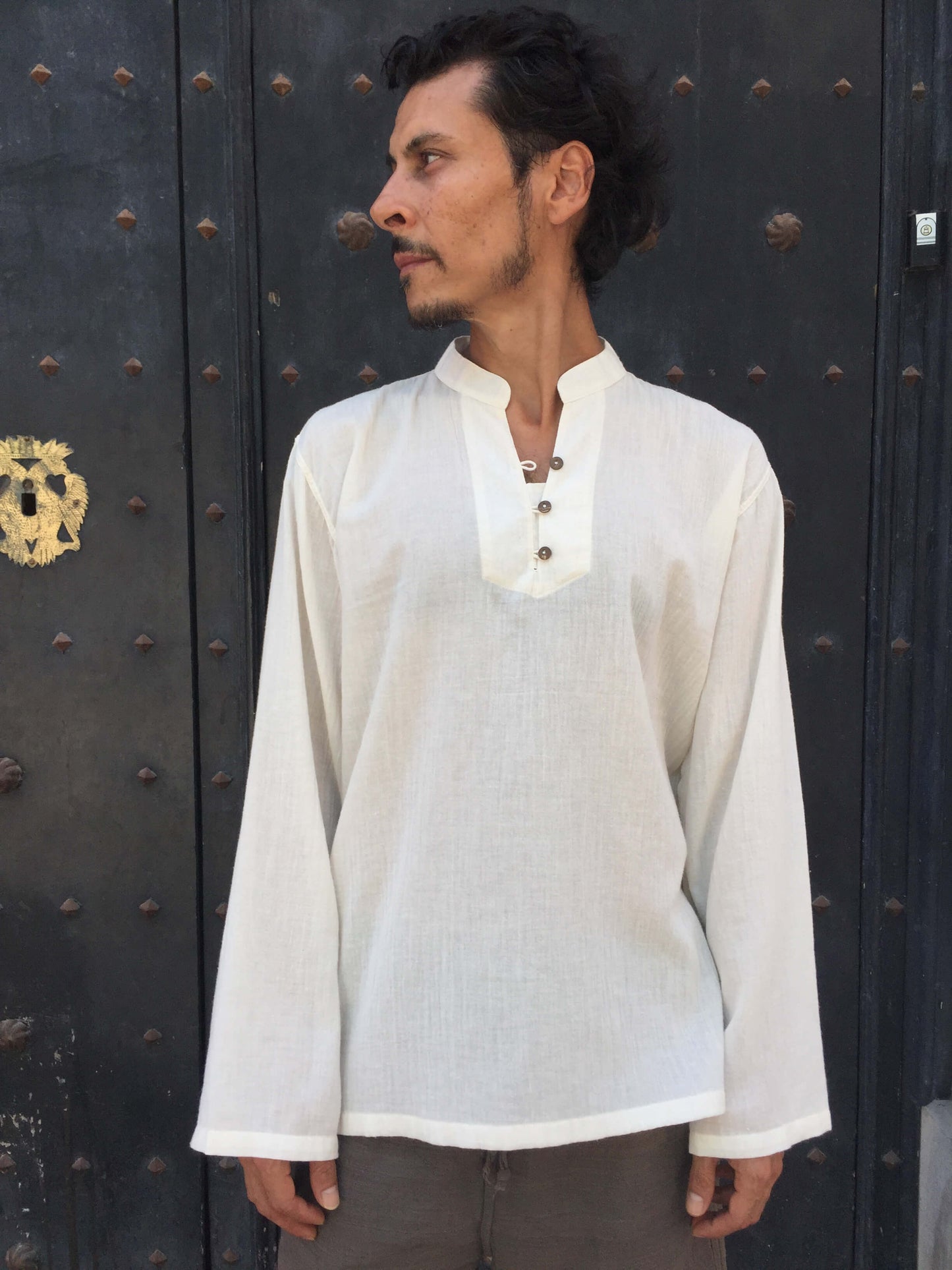 Camisa Kurta de algodón natural con botones de coco - Segunda Vida