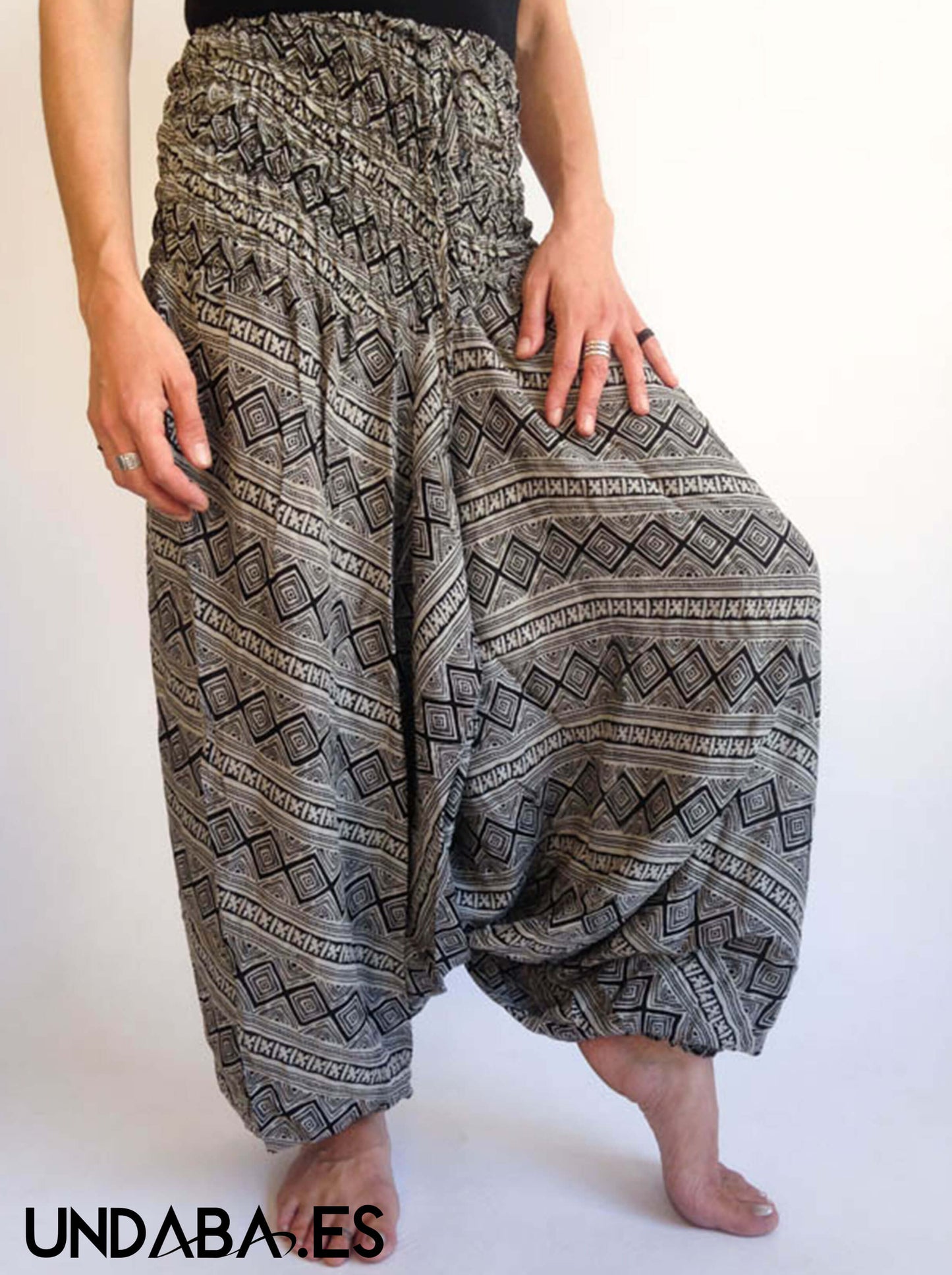 Pantalones Mono con estampado en Blanco y Negro