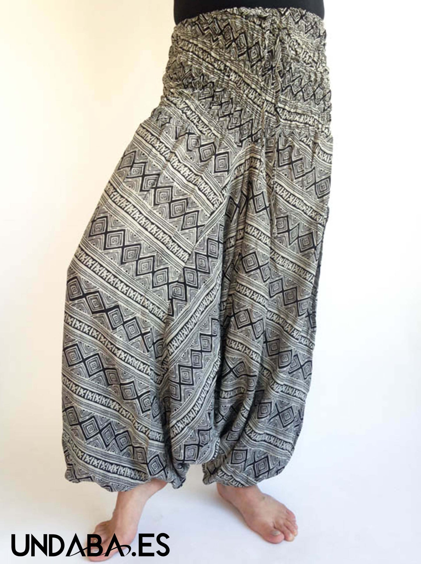 Pantalones Mono con estampado en Blanco y Negro