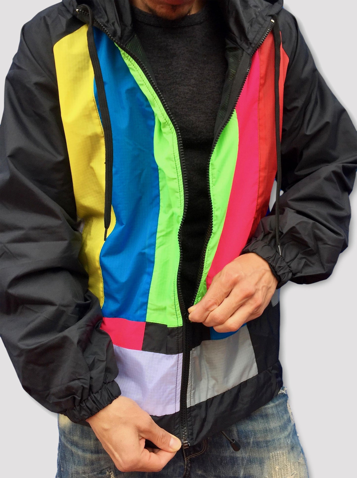 Chaqueta cortavientos color bar
