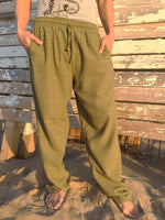 Pantalones Verde Oliva de algodón con cordón y patrón de línea