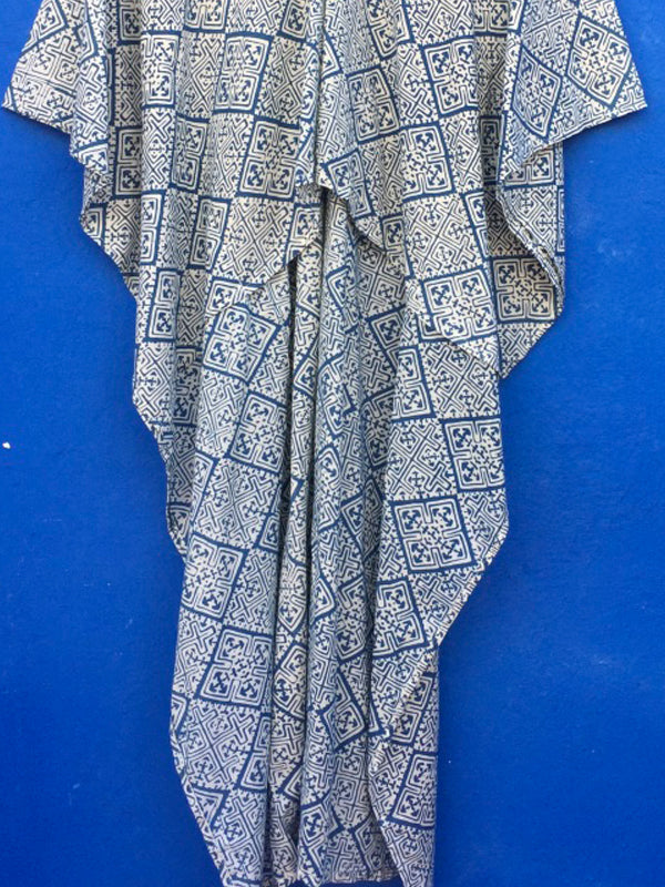 Caftan con estampado en Madera Indigo
